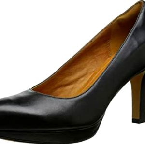 Worn - Clarks Delsie Bliss Platform Pumps Size 7.5